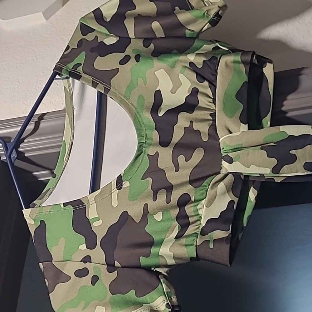 Green Military Crop Top Twin Peaks CAMO